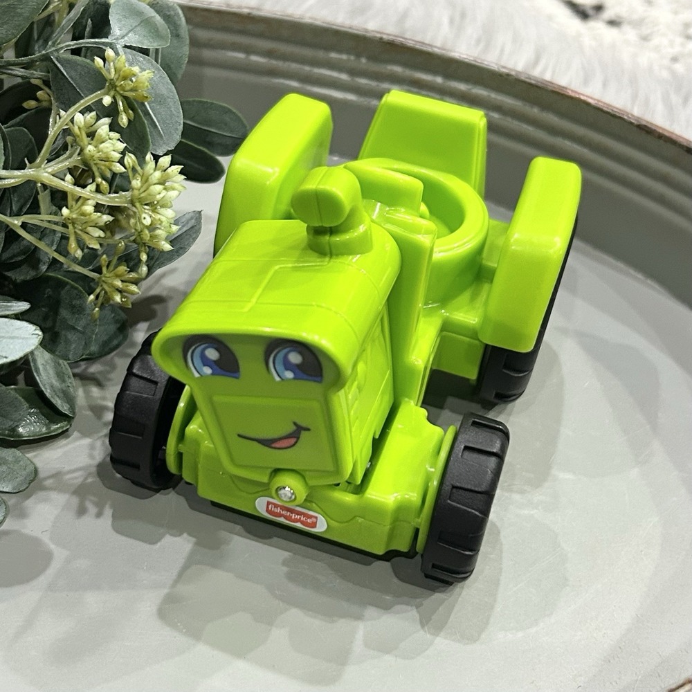 Mattel Fisher Price Little People 2016 Green Farm Tractor DWC32 Moving Rolling